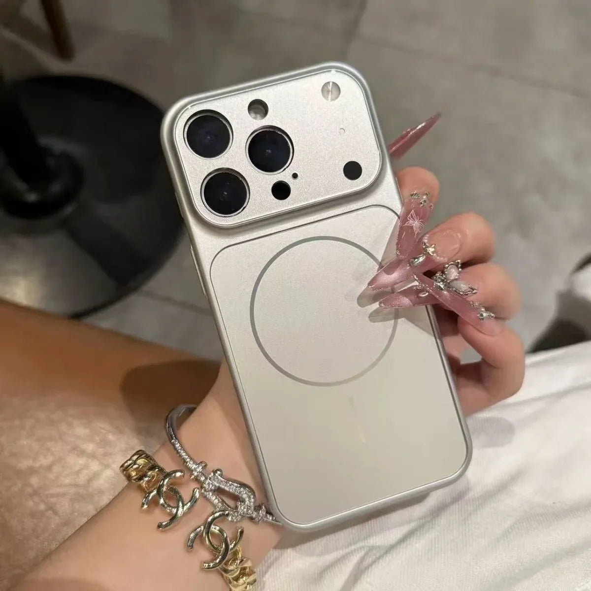 Case AG Glass Fosco Premium com MagSafe – iPhone 17/16/15/14/13 Pro e Pro Max