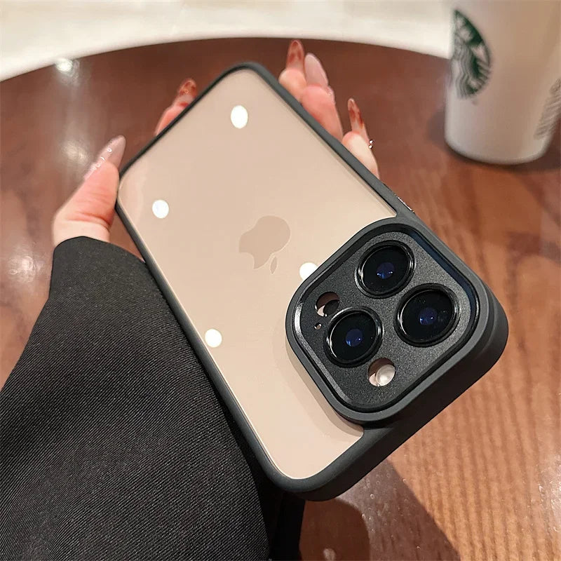 Case Luxo Cristal – Transparente Anti Impacto (iPhone 16 Series)